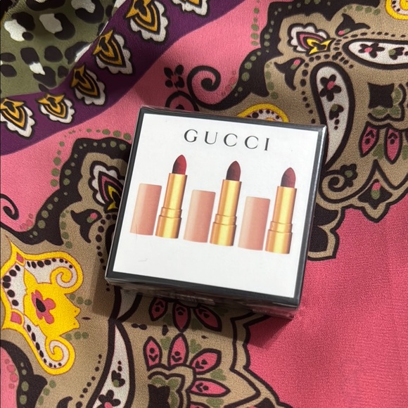 Mini Festive Matte Lipstick Gift Set Sealed - Picture 1 of 4